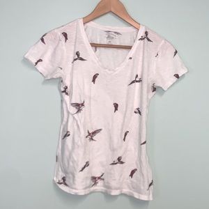 White patterned tee
